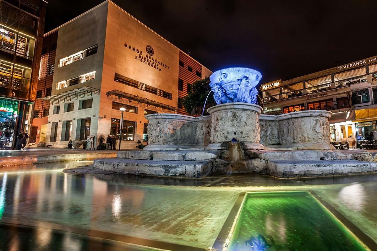 خیابان استقلال و میدان تقسیم استانبول