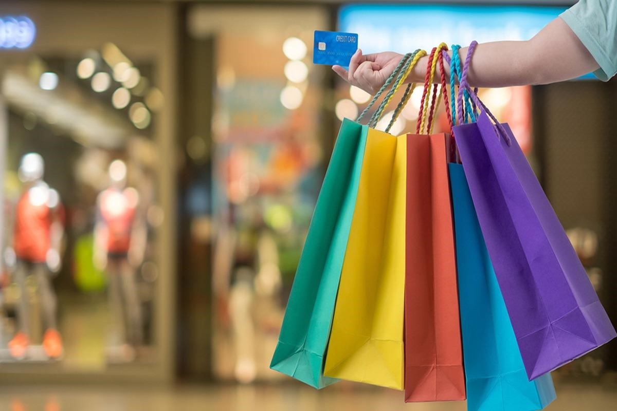 تفریحات خرید و بازارگردی در قشم