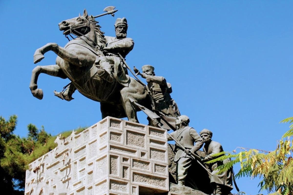 باغ موزه نادری؛ آرامگاه نادر شاه