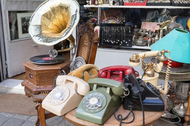  آثار چاپی، اشیاء قدیمی و عتیقه در ترکیه