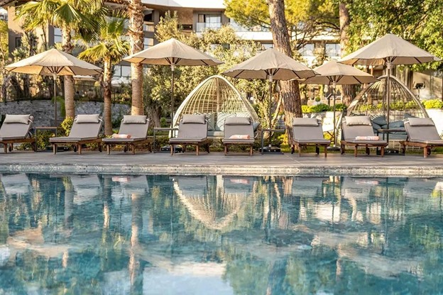 کوش آداسی با سواحل خاص