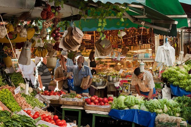 بازار کادیکوی (Kadık&ouml;y Market)

