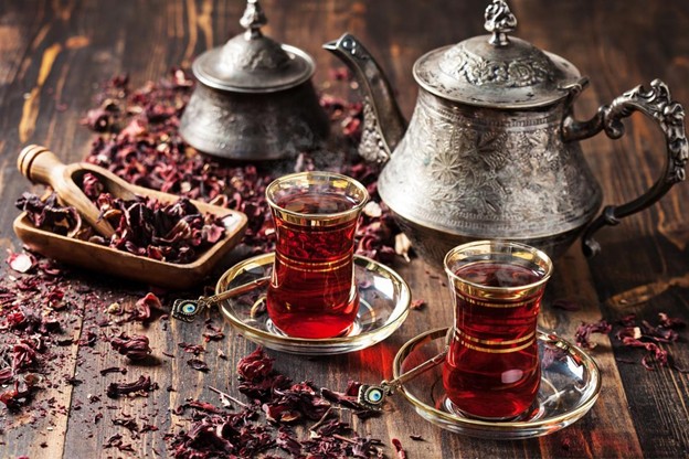 ادویه‌جات و چای‌های معطر در ترکیه
