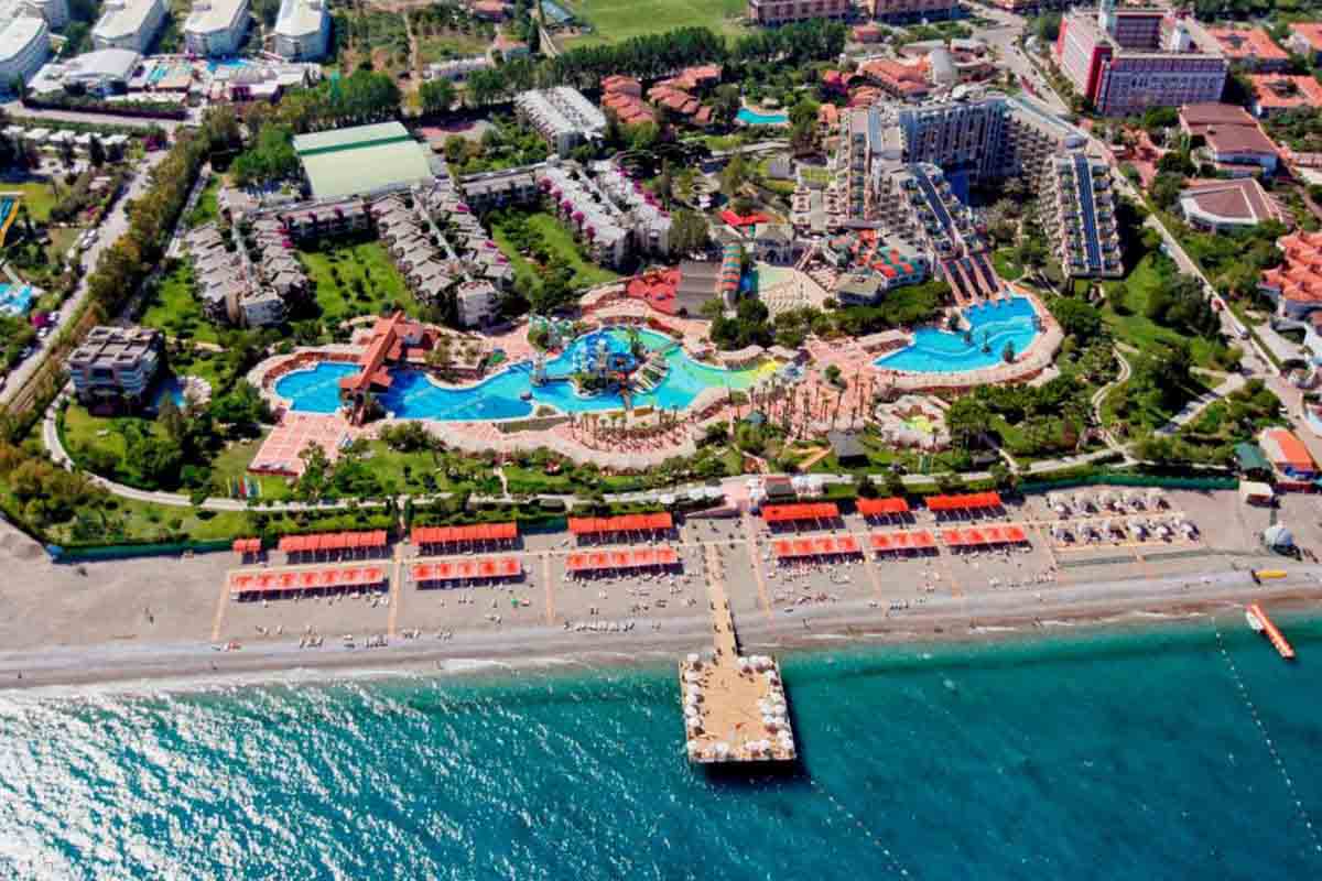 هتل لیماک لیمرا (Limak Limra Hotel)