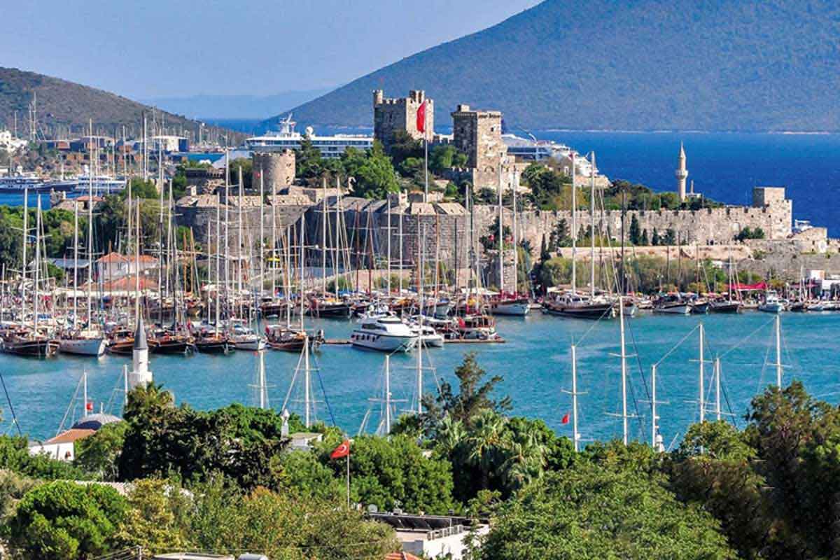 قلعه بدروم (Bodrum Castle)؛ بنایی نظامی با چشمانداز دریای اژه