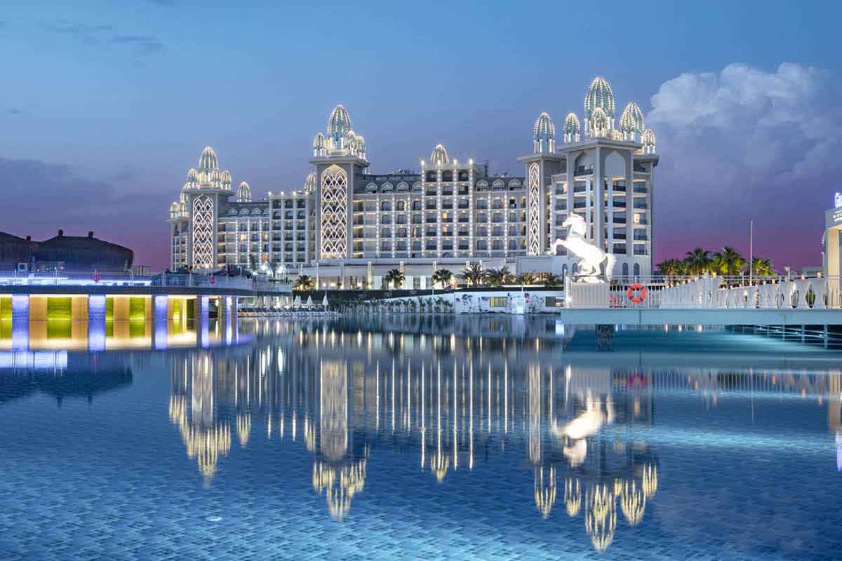 گرانادا لاکچری بلک (Granada Luxury Belek)