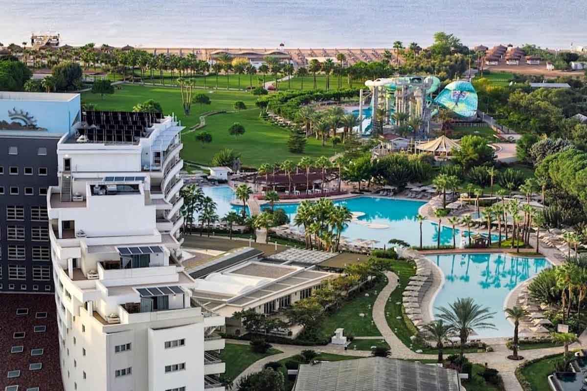 هتل لارا باروت (Lara Barut Collection)