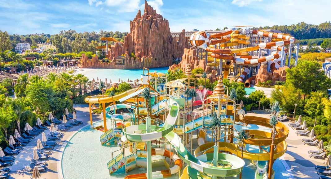 هیجان و سرگرمی در پارکهای آبی آنتالیا