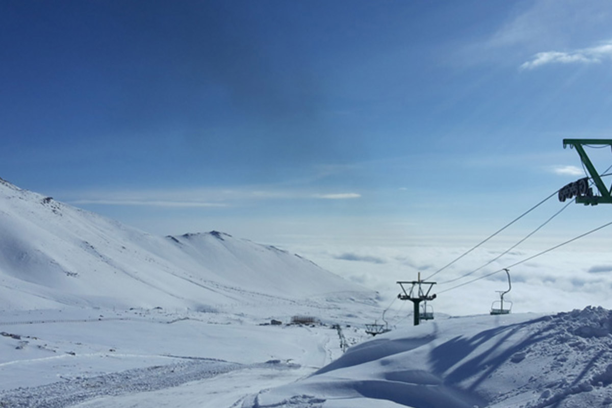 پیست اسکی آلوارس؛ هیجان برف در دل تابستان