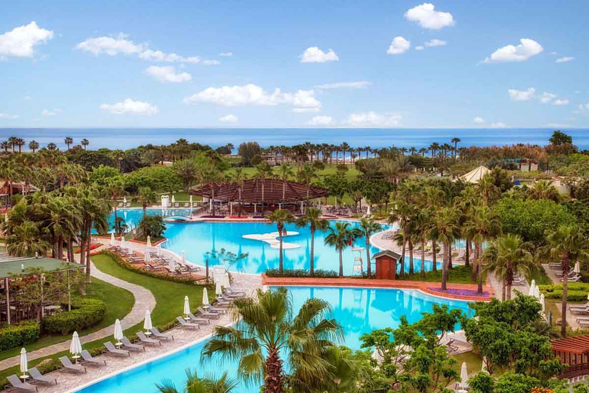 مجموعه هتل لارا باروت (Lara Barut Collection)