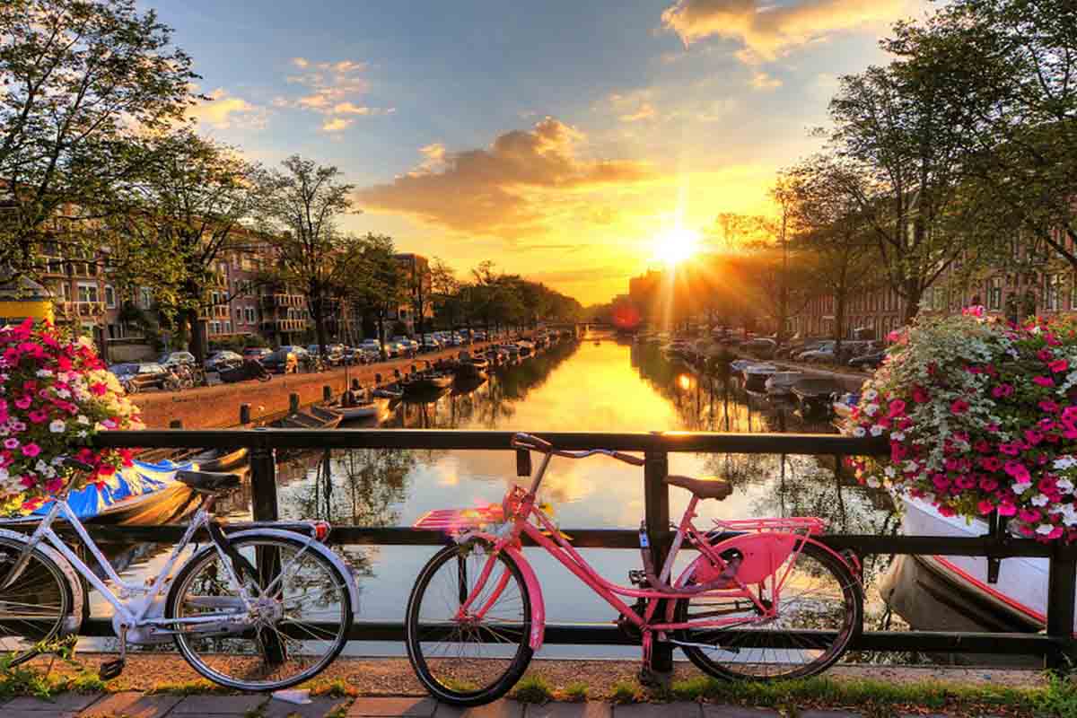 هلند؛ سرزمین کانال‌ها و برگ‌های طلایی