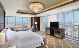 Hilton Dubai Al Habtoor City Hotel