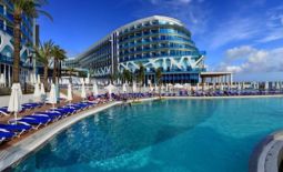 Vikingen Infinity Resort & Spa Hotel