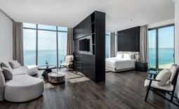 Awaken Da Nang Hotel