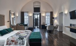 Katikies Garden Santorini Hotel